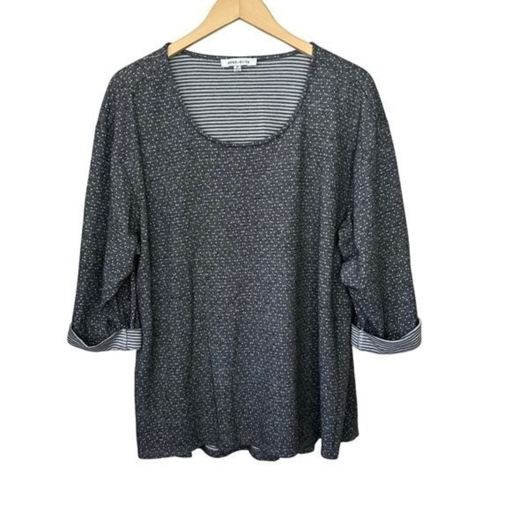 Rose + Olive Women's Tunic Top 2X Gray White Mixed Media‎ Dots Stripes Pullover